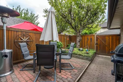 Dining Area Photo of 10 34755 Old Yale Road, Abbotsford, BC