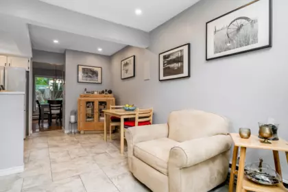 Loft / Bonus Room Photo of 10 34755 Old Yale Road, Abbotsford, BC