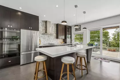 Kitchen Photo of 4041 Prospect Road, North Vancouver, BC