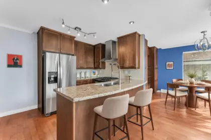 Breakfast Nook Photo of 15555 Buena Vista Avenue, White Rock, BC