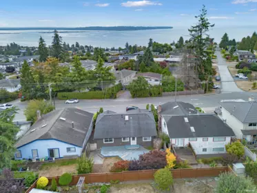 15555 Buena Vista Avenue, White Rock, BC, White Rock — Single Family Residence for sale