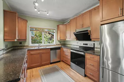 Dining Area Photo of 1868 W 15th Avenue, Vancouver, BC