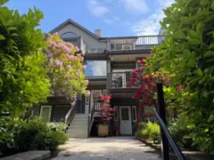 1868 W 15th Avenue, Vancouver, BC