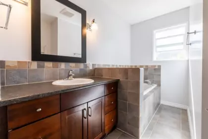 Walk-In Closet Photo of 10145 Brentwood Drive, Chilliwack, BC