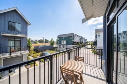 Aerial View of 64 488 Furness Street, New Westminster, BC