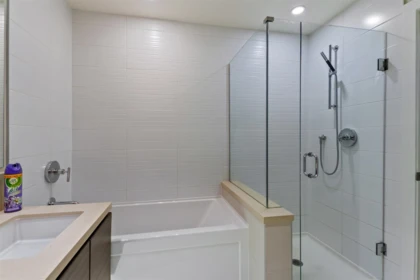 Primary Bathroom Photo of 208 3606 Aldercrest Drive, North Vancouver, BC