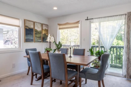 Breakfast Nook Photo of 1949 Mahon Avenue, North Vancouver, BC