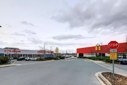 Fitness Center Photo Near 205 2940 King George Boulevard, Surrey, BC
