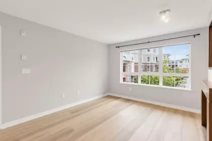 Walk-In Closet Photo of 205 2940 King George Boulevard, Surrey, BC