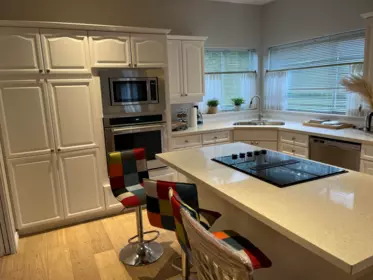 Dining Area Photo of 14527 30 Avenue, Surrey, BC