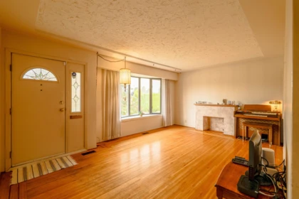 4638 Royal Oak Avenue, Burnaby, BC, Burnaby — Single Family Residence for sale
