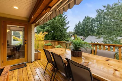 1832 Huckleberry Bend, Cultus Lake, BC, Cultus Lake — Single Family Residence for sale