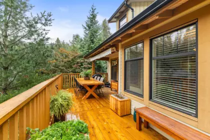 1832 Huckleberry Bend, Cultus Lake, BC, Cultus Lake — Single Family Residence for sale