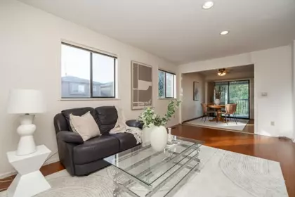 6760 Lakeview Avenue, Burnaby, BC, Burnaby — Single Family Residence for sale