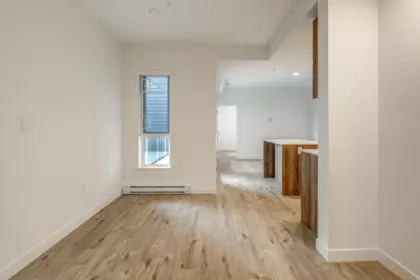 517 3594 Malsum Drive, North Vancouver, BC, North vancouver — Apartment/Condo for sale
