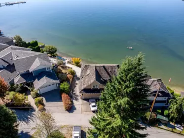 1678 Beach Avenue, Port Moody, BC, Port Moody — Single Family Residence for sale