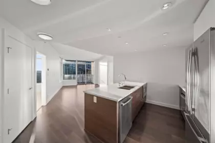 717 3557 Sawmill Crescent, Vancouver, BC, Vancouver — Apartment/Condo for sale