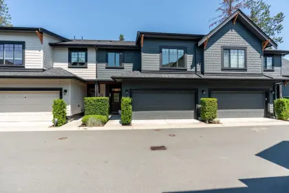 13 8425 Venture Way, Surrey, BC, Surrey — Townhouse for sale