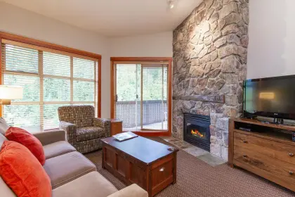636B 2036 London Lane, Whistler, BC, Whistler — Apartment/Condo for sale