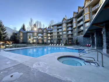 122 4315 Northlands Boulevard, Whistler, BC, Whistler — Apartment/Condo for sale