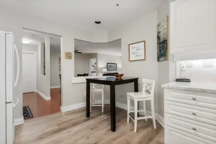 204 5419 201a Street, Langley, BC, Langley — Apartment/Condo for sale