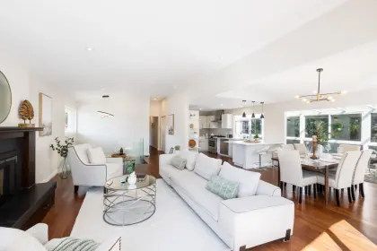 1685 Mathers Avenue, West Vancouver, BC, West vancouver — Single Family Residence for sale