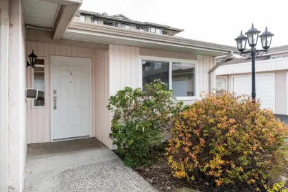 4 9493 Broadway Street, Chilliwack, BC, Chilliwack — Townhouse for sale