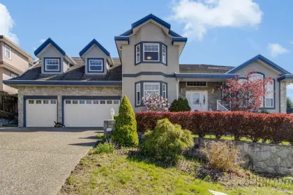 1585 Parkway Boulevard, Coquitlam, BC, Coquitlam — Single Family Residence for sale