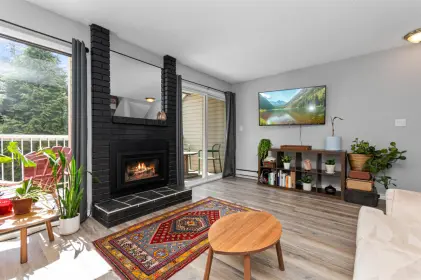 17 9446 Hazel Street, Chilliwack, BC, Chilliwack — Townhouse for sale