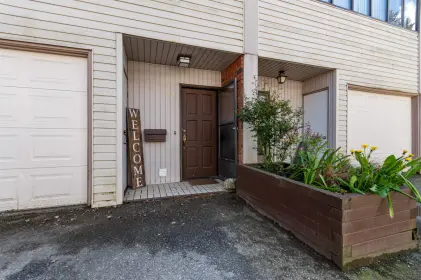 17 9446 Hazel Street, Chilliwack, BC, Chilliwack — Townhouse for sale
