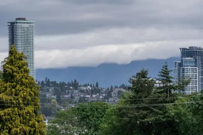 4060 Curle Avenue, Burnaby, BC, Burnaby — Single Family Residence for sale