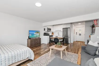 19 450 Esplanade Avenue, Harrison Hot Springs, BC, Harrison hot springs — Apartment/Condo for sale