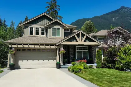 65987 Ogilview Drive, Hope, BC, Hope — Single Family Residence for sale