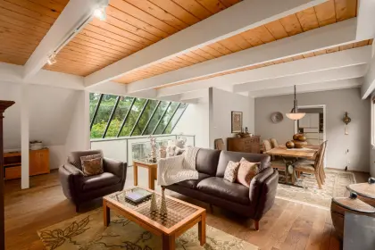 378 E Carisbrooke Road, North Vancouver, BC, North vancouver — Single Family Residence for sale