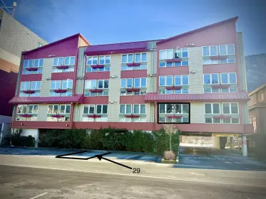 203 37841 Cleveland Avenue, Squamish, BC, Squamish — Apartment/Condo for sale