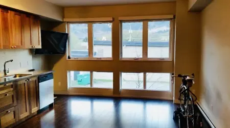 203 37841 Cleveland Avenue, Squamish, BC, Squamish — Apartment/Condo for sale