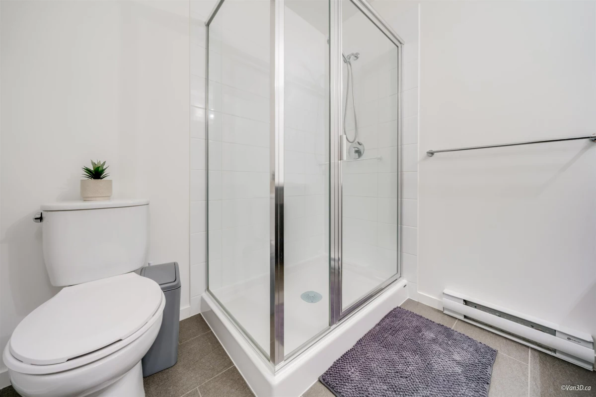 Entry Foyer Photo of 57 15778 85 Avenue, Surrey, BC