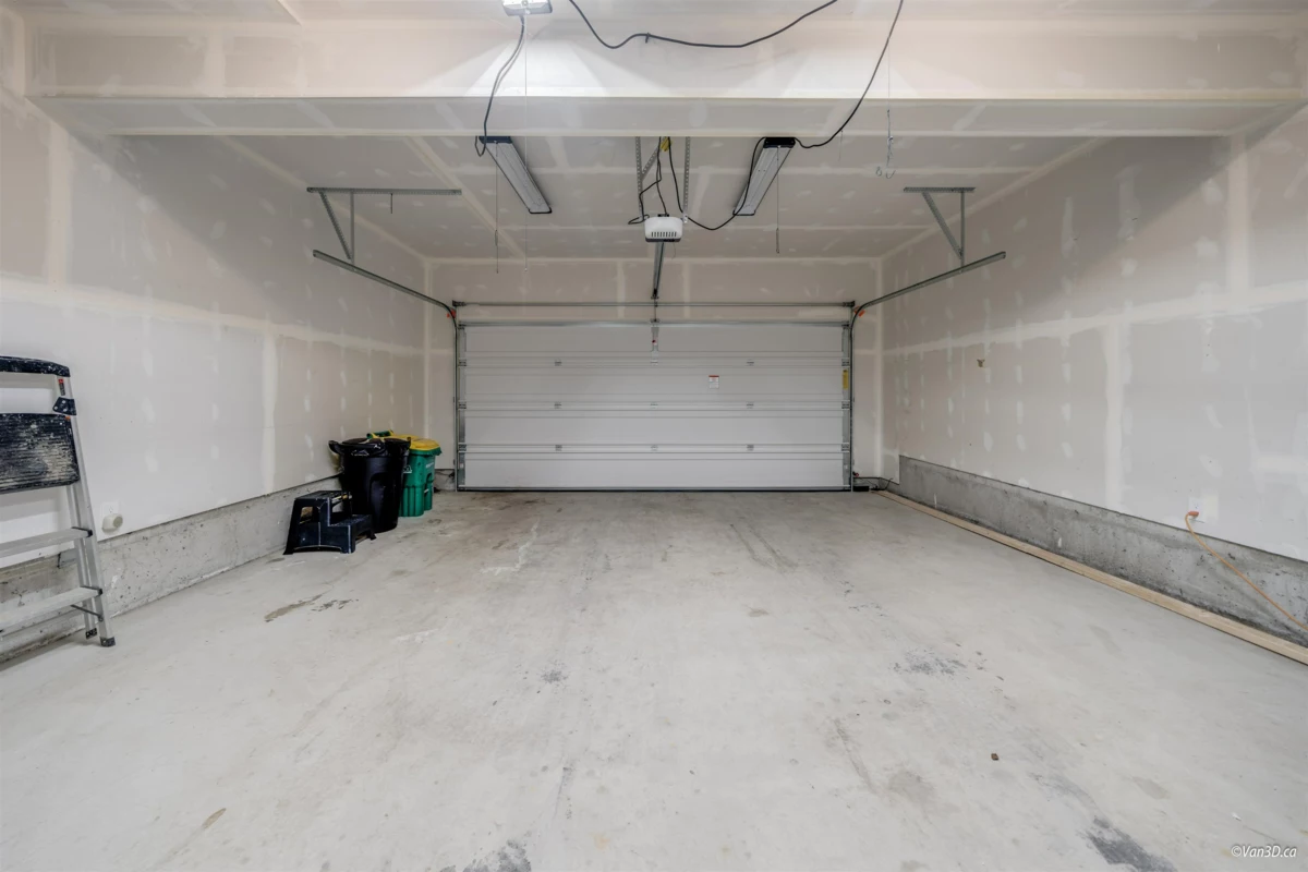 Kitchen Photo of 57 15778 85 Avenue, Surrey, BC