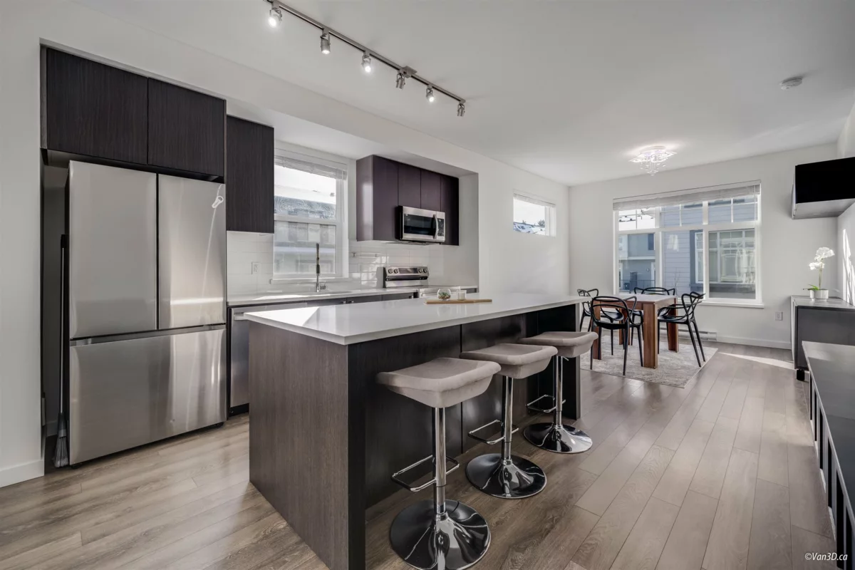 Primary Bathroom Photo of 57 15778 85 Avenue, Surrey, BC