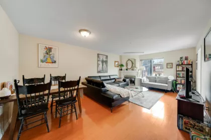 202 2505 E Broadway Avenue, Vancouver, BC, Vancouver — Apartment/Condo for sale