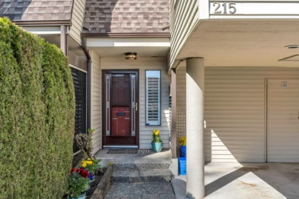 215 1220 Falcon Drive, Coquitlam, BC, Coquitlam — Townhouse for sale