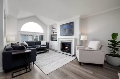 121 6109 W Boundary Drive, Surrey, BC, Surrey — Townhouse for sale