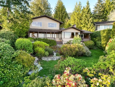 3898 Southridge Avenue, West Vancouver, BC, West Vancouver — Single Family Residence for sale
