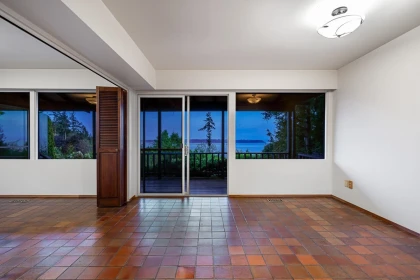 Office / Den Photo of 3898 Southridge Avenue, West Vancouver, BC