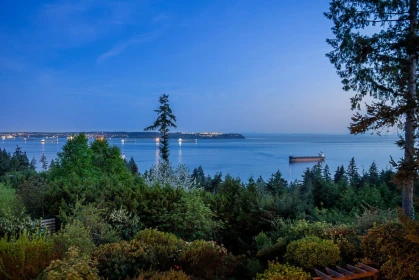 Swimming Pool Photo of 3898 Southridge Avenue, West Vancouver, BC