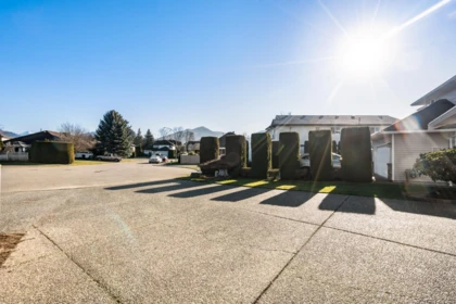 45361 Paige Place, Chilliwack, BC, Chilliwack — Single Family Residence for sale