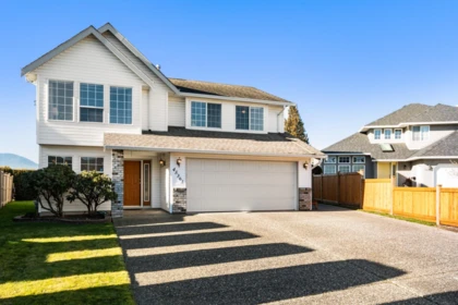 45361 Paige Place, Chilliwack, BC, Chilliwack — Single Family Residence for sale