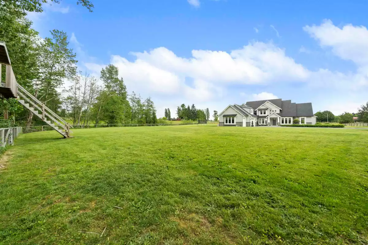 Outdoor Kitchen Photo of 1340 224 Street, Langley, BC