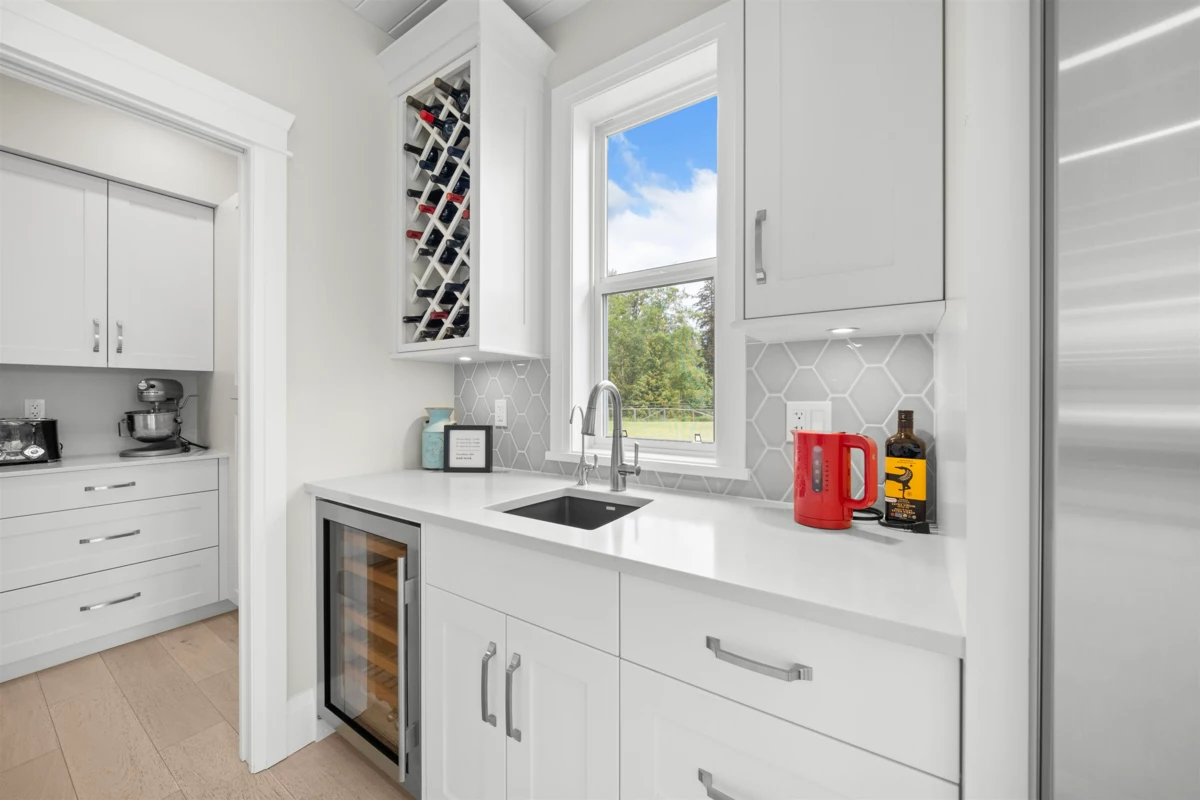 Primary Bathroom Photo of 1340 224 Street, Langley, BC