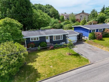32330 Diamond Avenue, Mission, BC, Mission — Single Family Residence for sale
